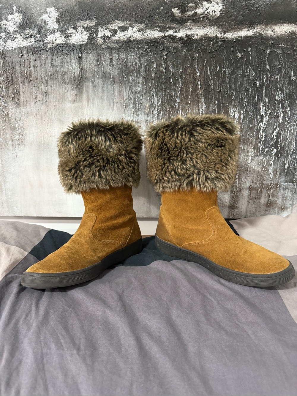 Cougar Suede Fur Cuff Winter Boots in Tan
